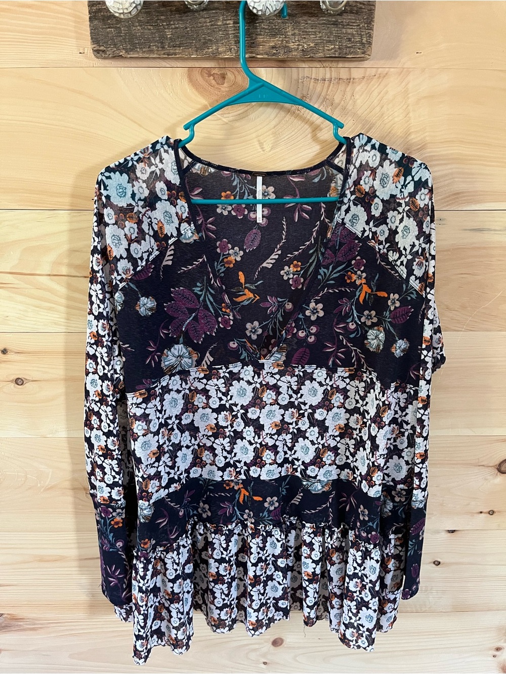 Free People Tunic Top Size XS Purple Isabelle Floral Ruffle Print Oversized